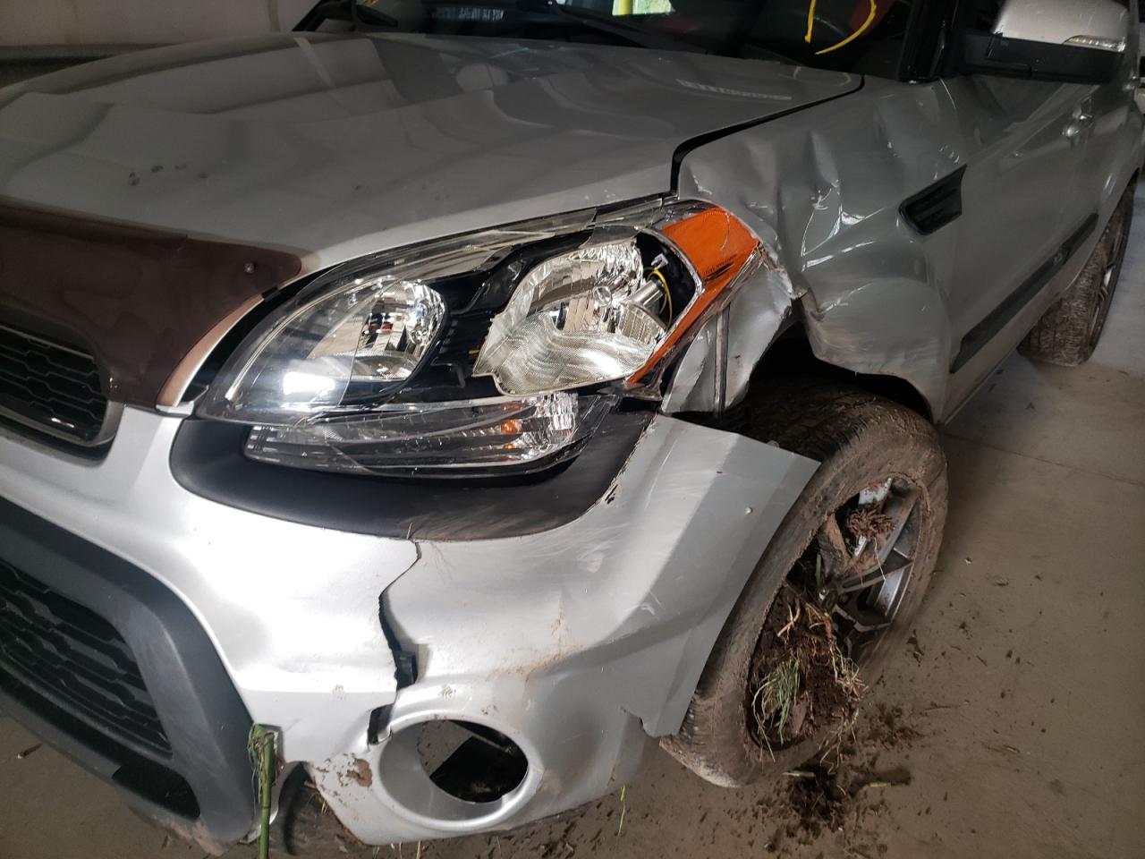 Photo 9 from auction – 2013 KIA SOUL + with VIN KNDJT2A68D7529591