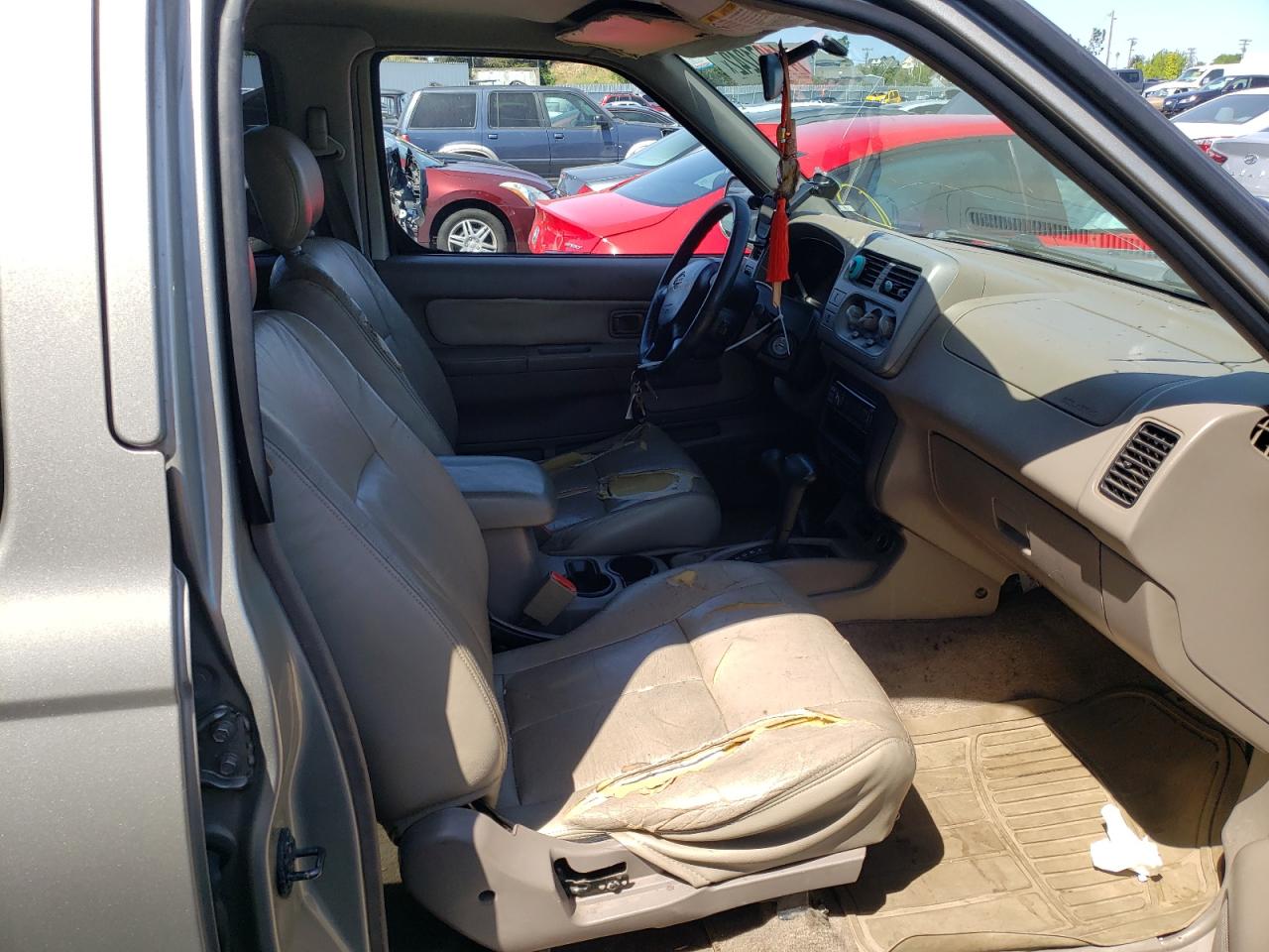 Photo 5 from auction – 2001 NISSAN FRONTIER C with VIN 1N6ED27Y51C308862