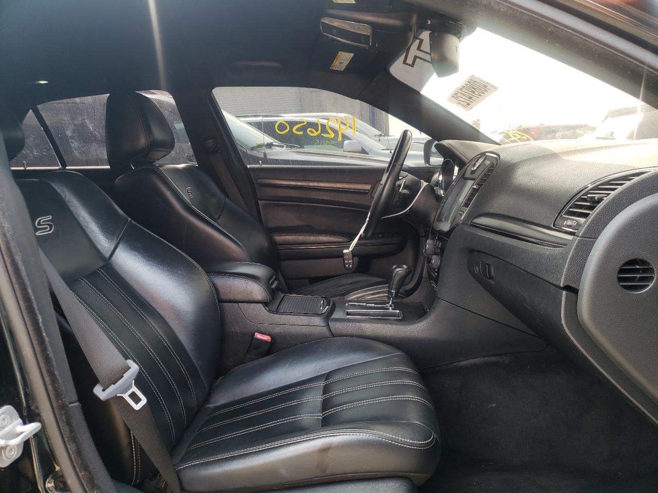 Photo 5 from auction – 2013 CHRYSLER 300 S with VIN 2C3CCABT0DH644184
