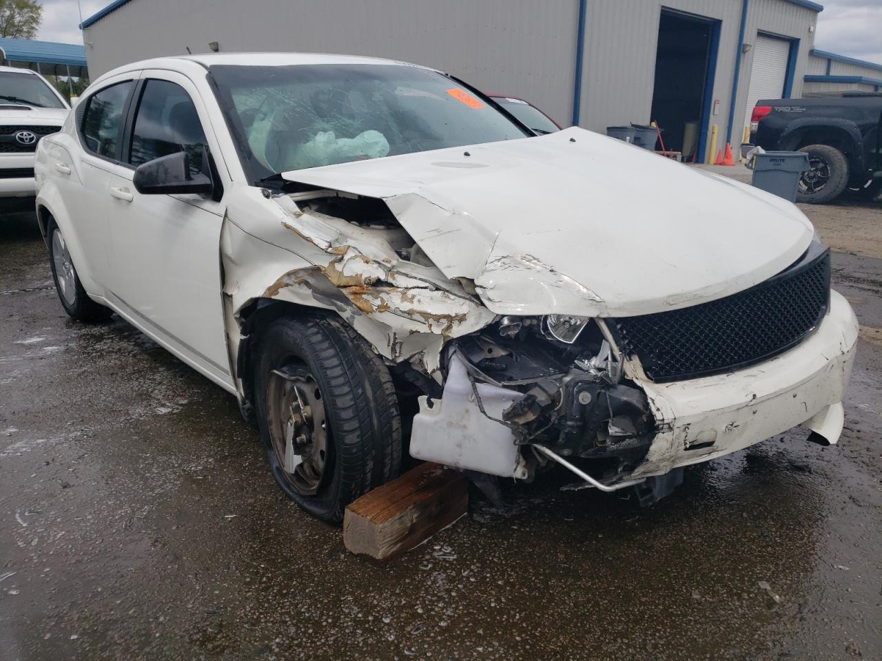 DODGE AVENGER SX 2010 with VIN 1B3CC4FB9AN101600 - Photo from auction
