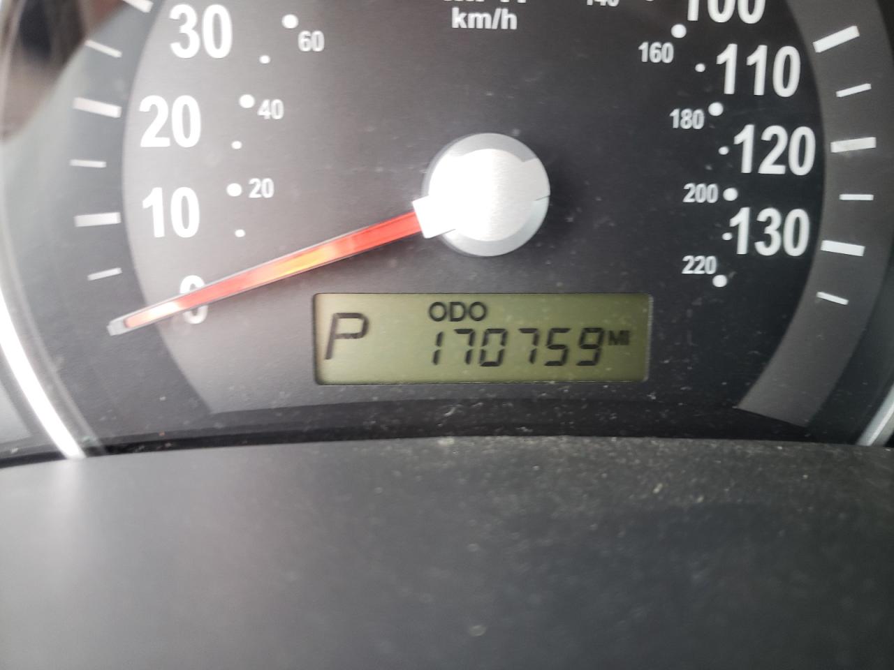 Photo 8 from auction – 2008 KIA SEDONA with VIN KNDMB233786265584