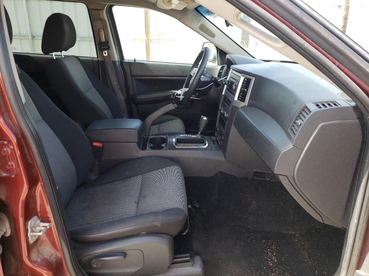 Photo 5 from auction – 2008 JEEP GRAND CHER with VIN 1J8GR48K18C229291