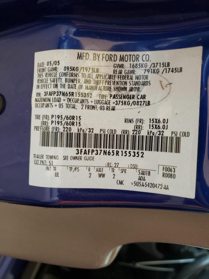 Photo 10 from auction – 2005 FORD FOCUS ZX5 with VIN 3FAFP37N65R155352