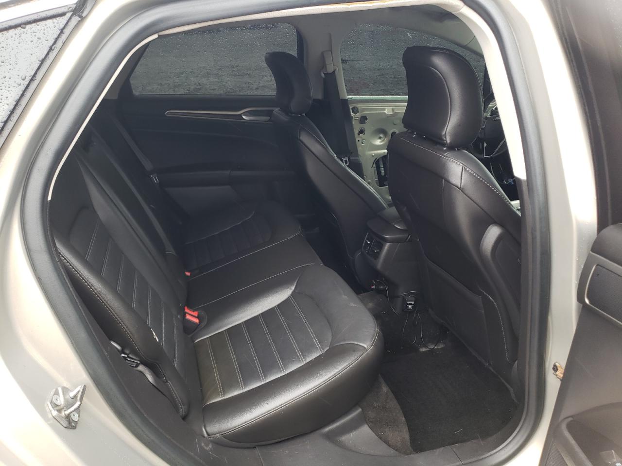 Photo 6 from auction – 2015 FORD FUSION SE with VIN 3FA6P0T94FR232051