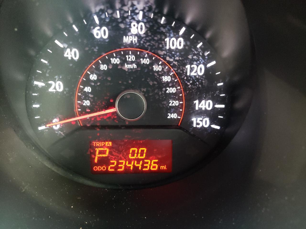 Photo 8 from auction – 2011 KIA SORENTO EX with VIN 5XYKU4A27BG095433