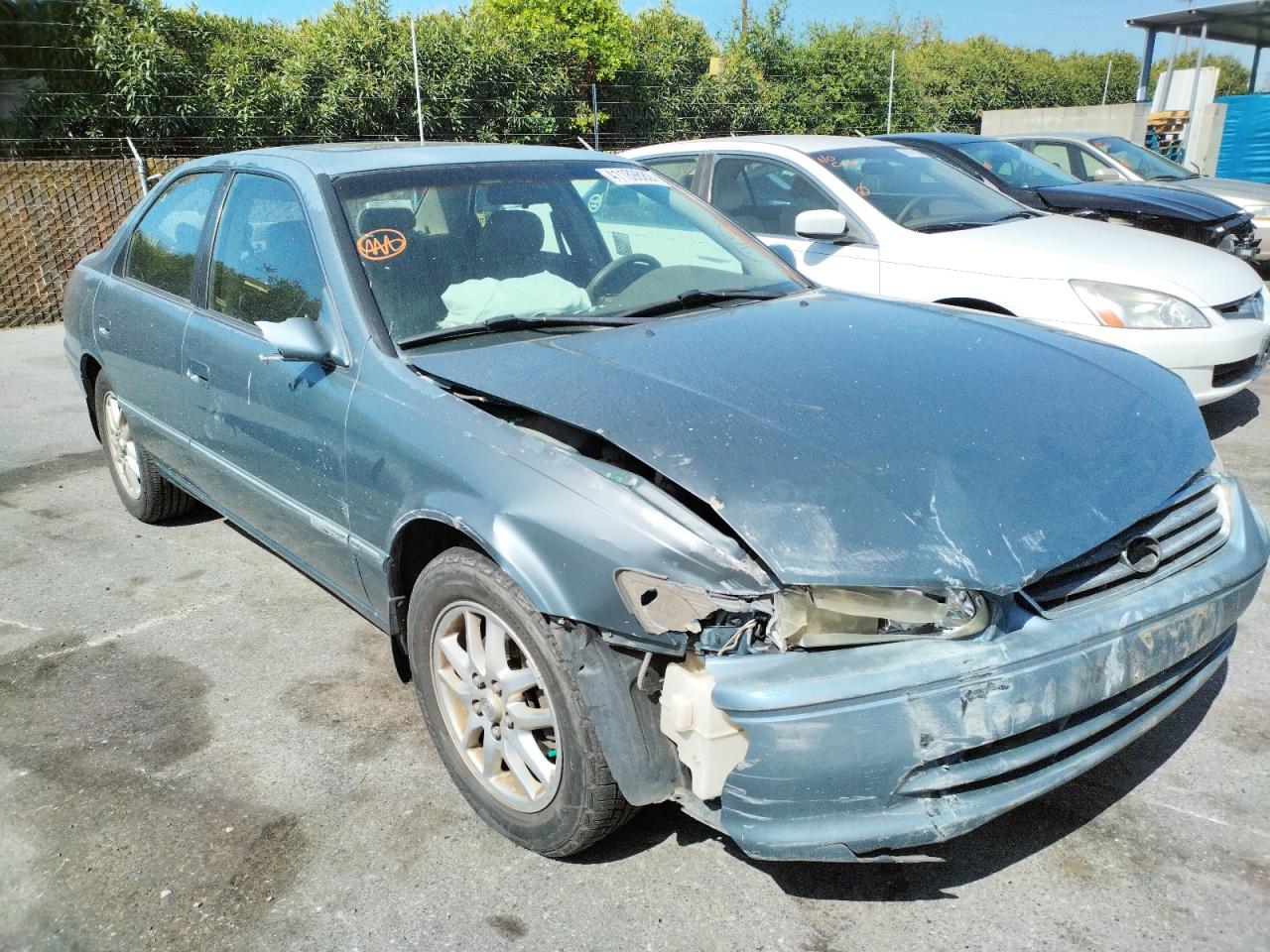 TOYOTA CAMRY LE 2000 with VIN JT2BF28K9Y0287920 - Photo from auction