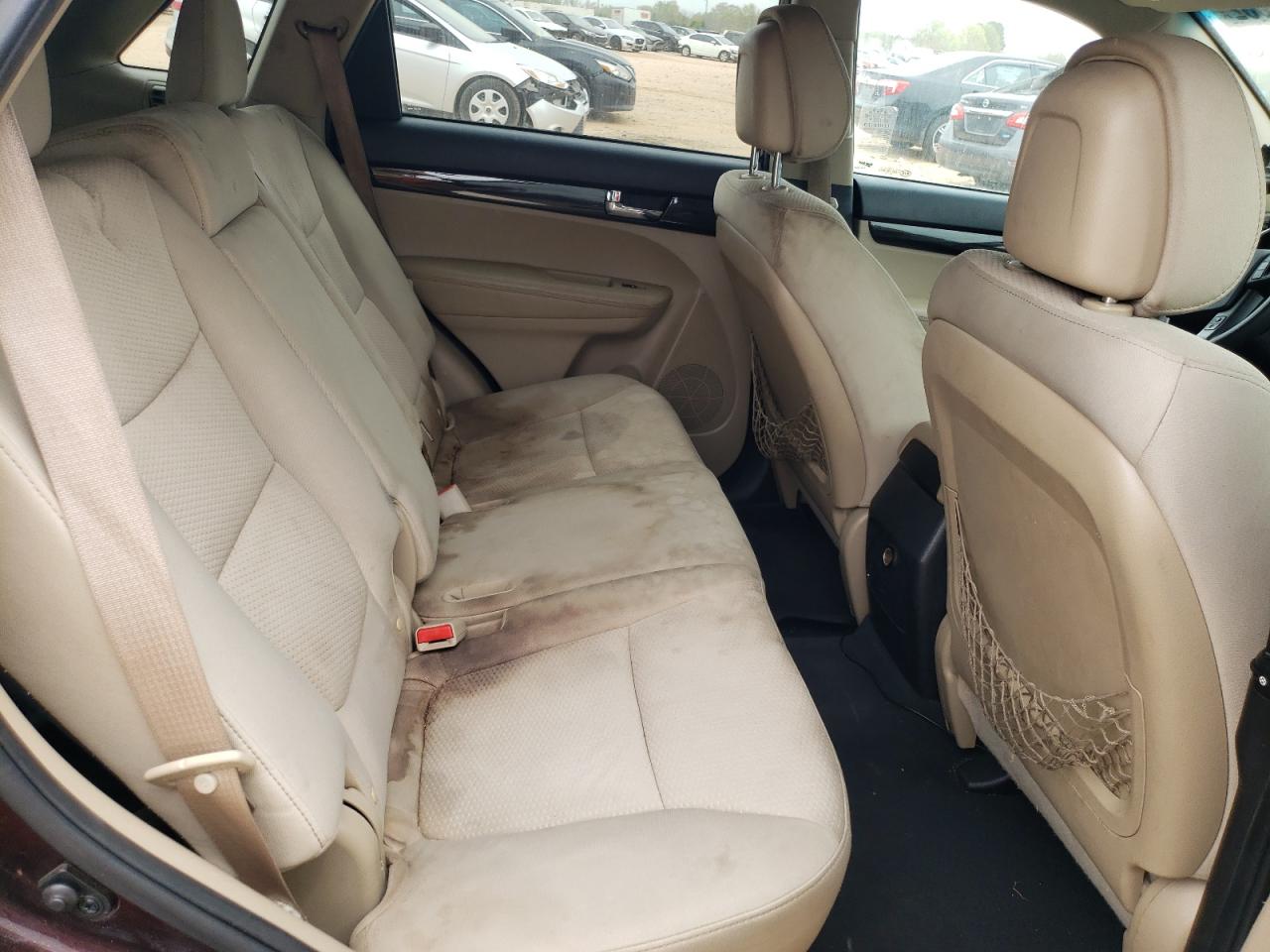 Photo 6 from auction – 2011 KIA SORENTO BA with VIN 5XYKT4A28BG156887