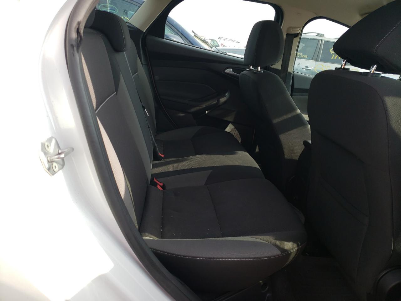 صورة رقم 6 من المزاد - 2013 FORD FOCUS SE مع VIN 1FADP3K23DL132841