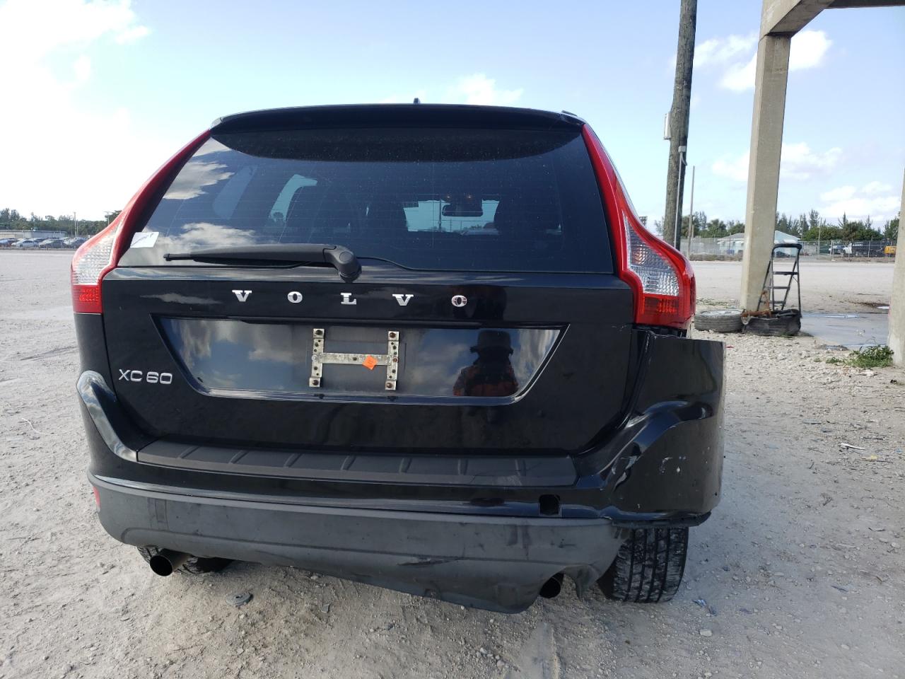 Photo 9 from auction – 2011 VOLVO XC60 3.2 with VIN YV4952DL9B2162058