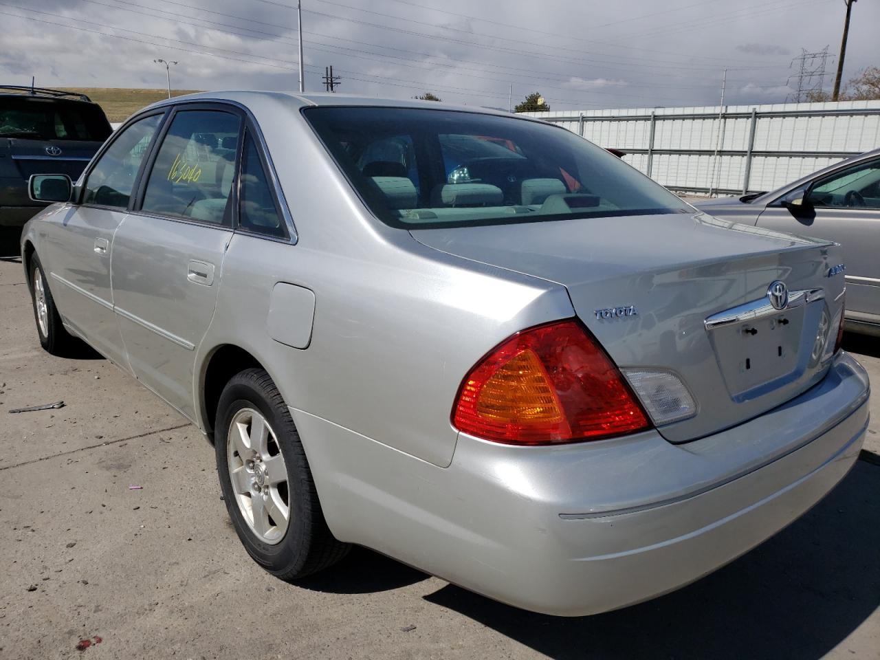 Photo 3 from auction – 2002 TOYOTA AVALON XL with VIN 4T1BF28B02U203292