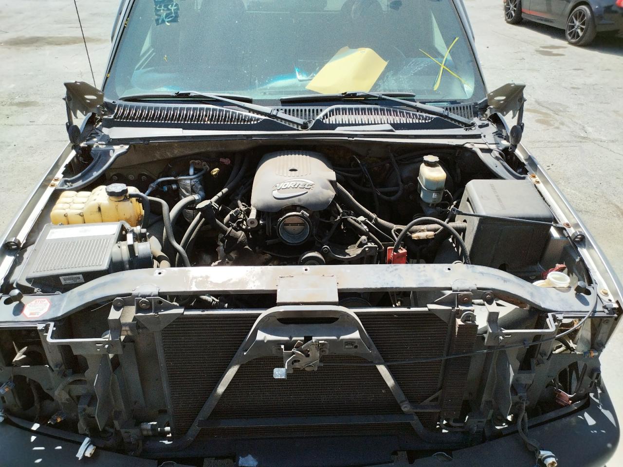 Photo 7 from auction – 2002 CHEVROLET SILVERADO with VIN 2GCEC19V121327791
