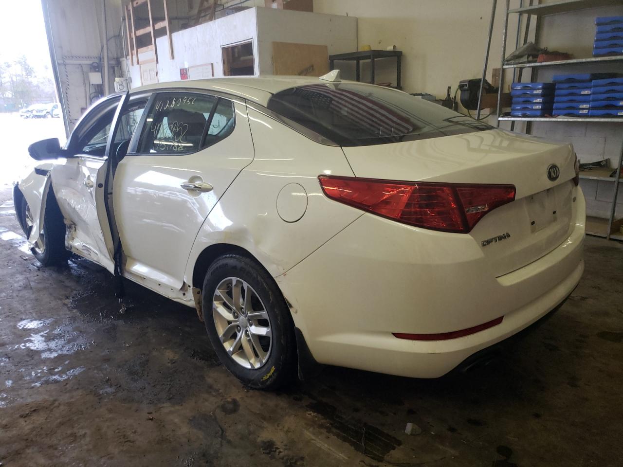 Photo 3 from auction – 2013 KIA OPTIMA LX with VIN KNAGM4A78D5392270