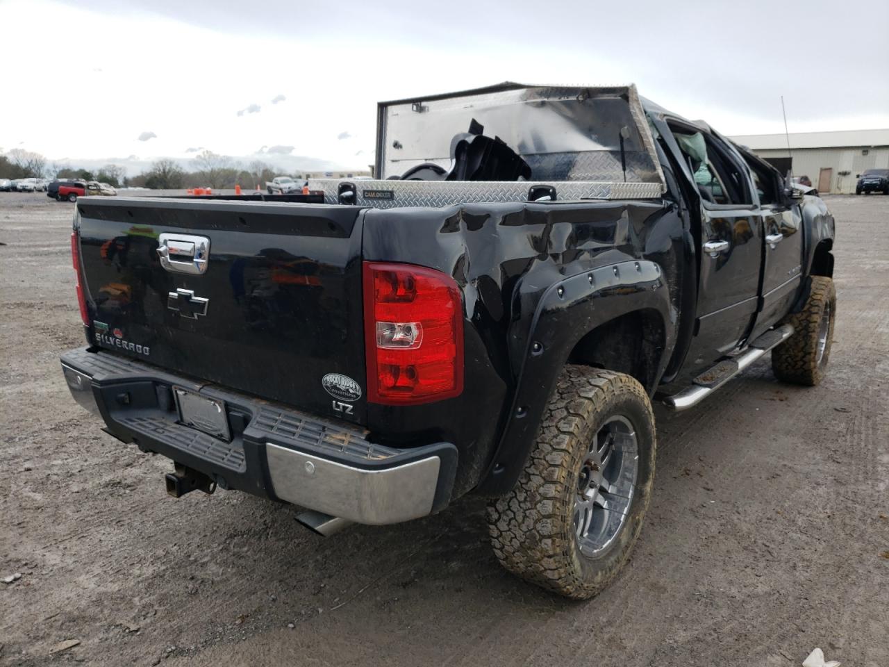 Photo 4 from auction – 2011 CHEVROLET SILVERADO with VIN 3GCPKTE31BG117386