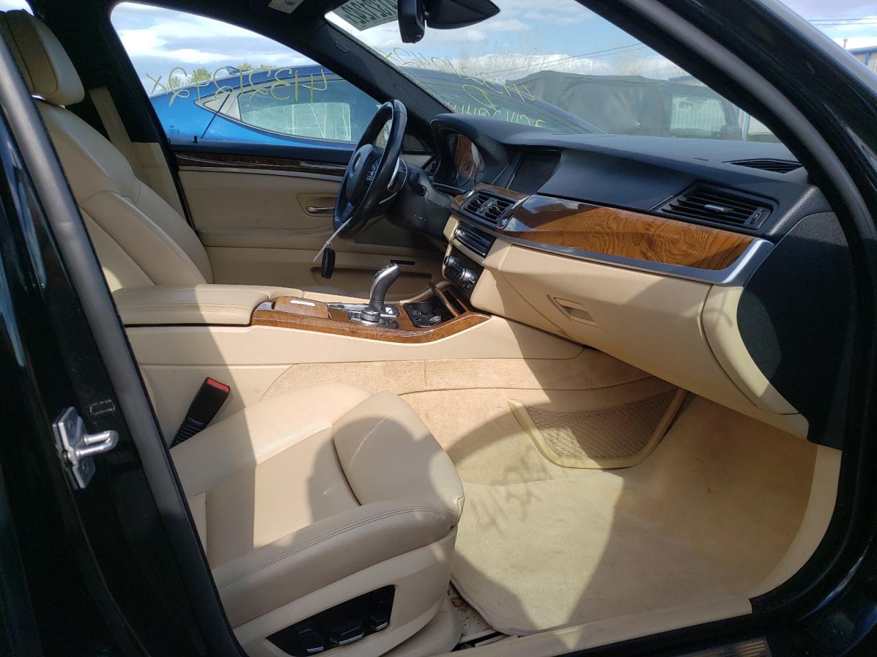 Photo 5 from auction – 2011 BMW 535 XI with VIN WBAFU7C58BC872391