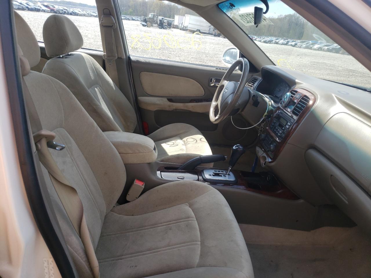 Photo 5 from auction – 2004 HYUNDAI SONATA GLS with VIN KMHWF35H44A954755
