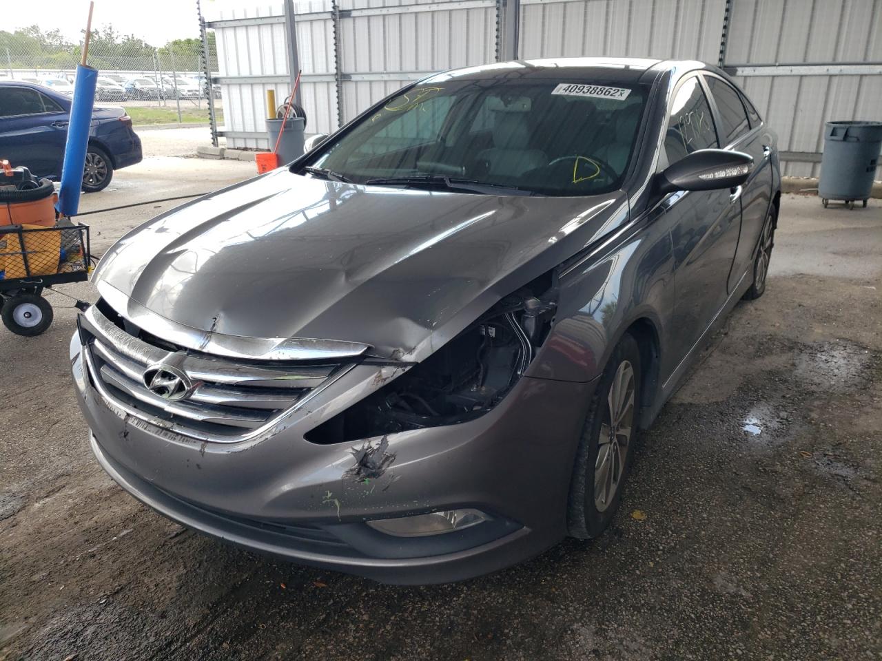 Photo 2 from auction – 2014 HYUNDAI SONATA SE with VIN 5NPEC4AC1EH887258