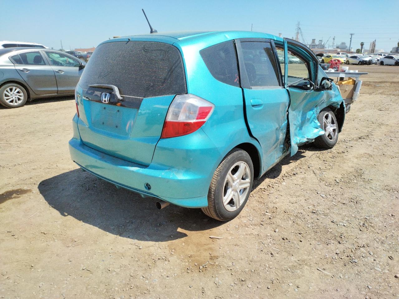 Photo 4 from auction – 2012 HONDA FIT with VIN JHMGE8H32CC002993