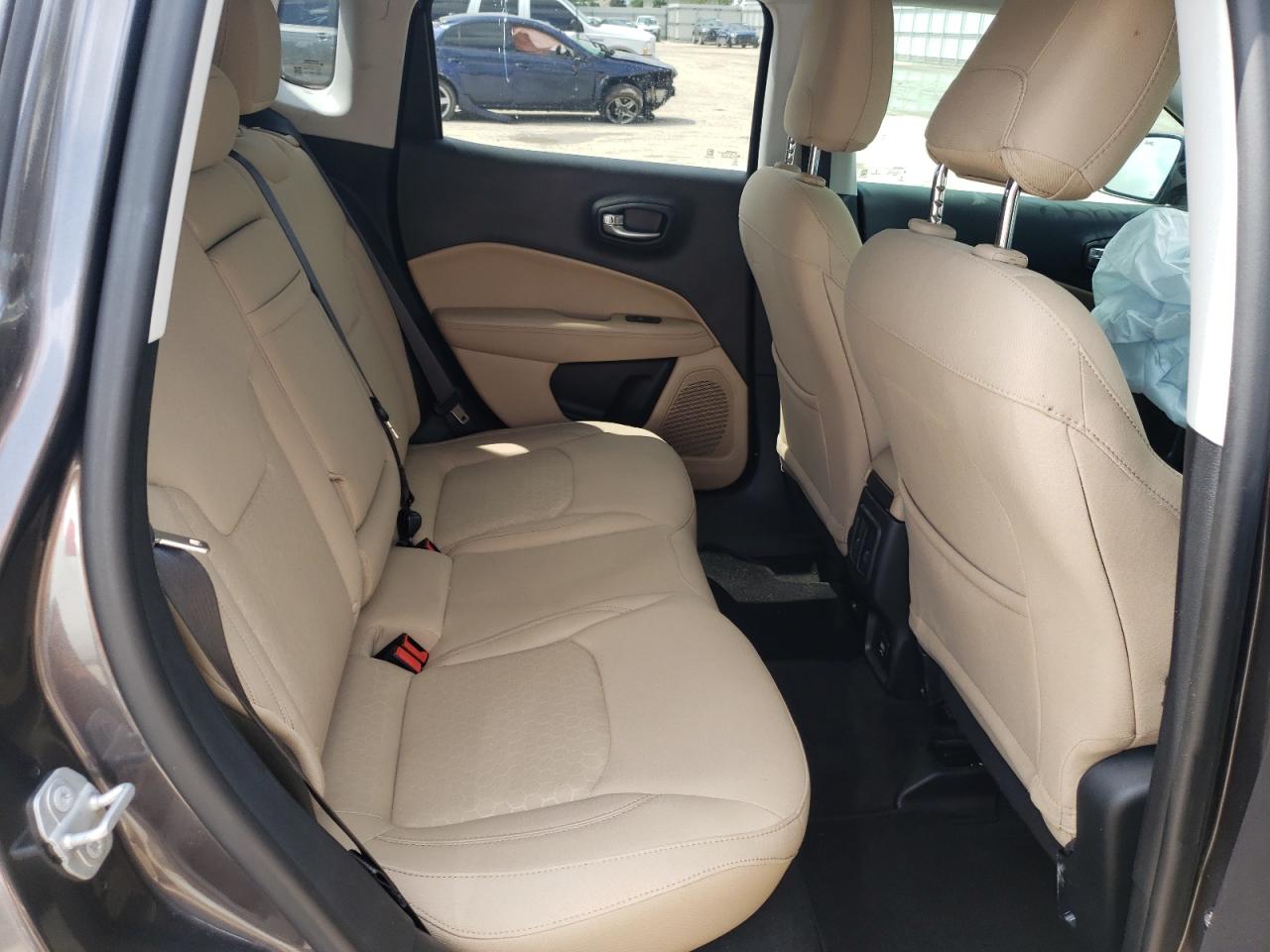 Photo 6 from auction – 2018 JEEP COMPASS SP with VIN 3C4NJCAB7JT250814