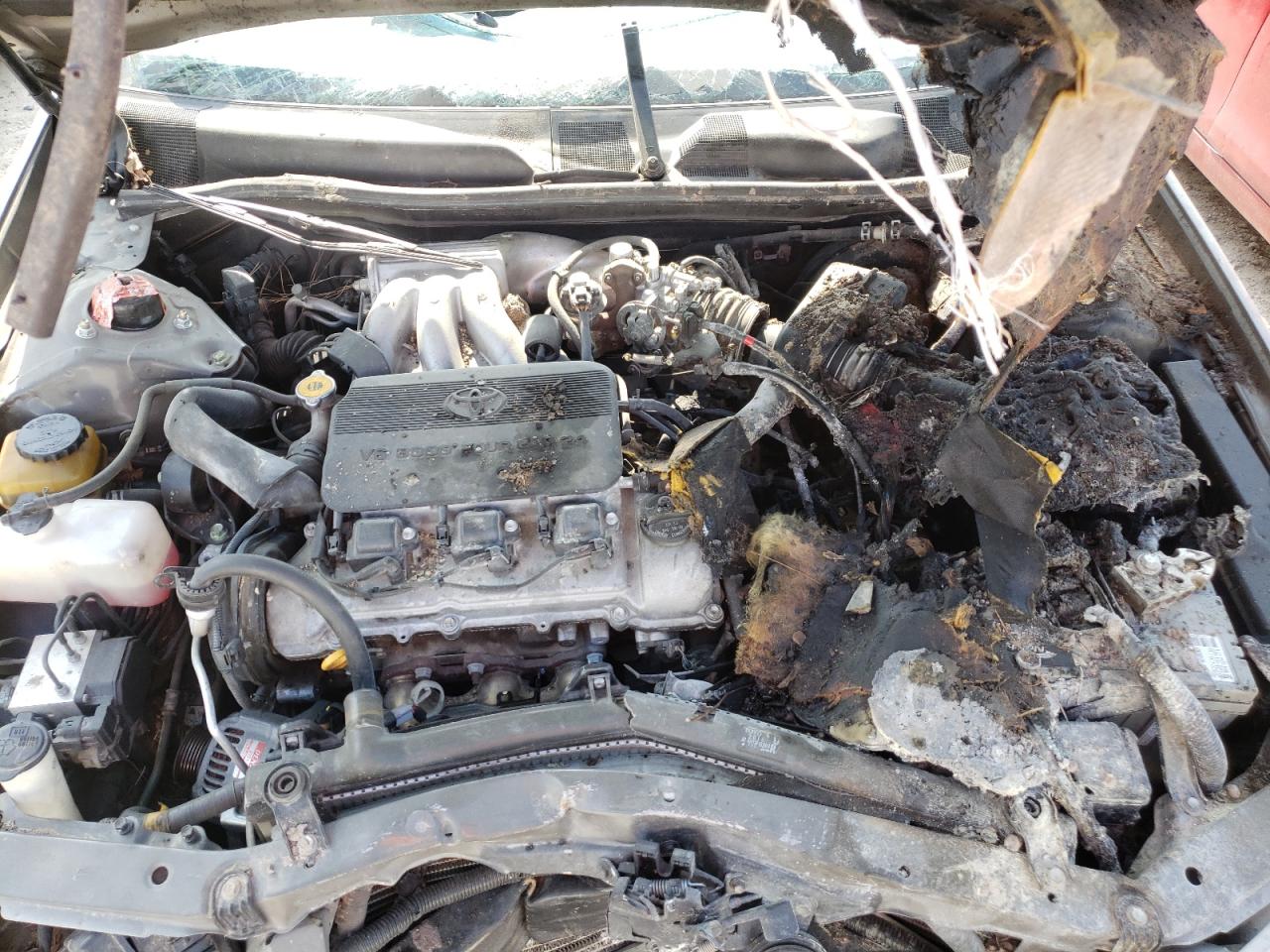 Photo 7 from auction – 2001 TOYOTA CAMRY CE with VIN JT2BF22K210298921