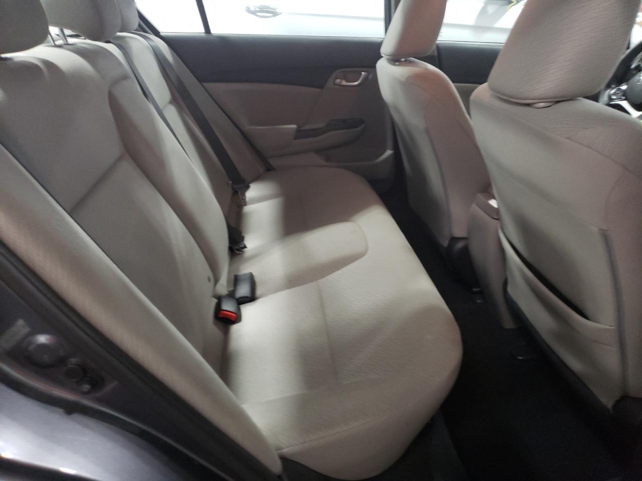 Photo 6 from auction – 2013 HONDA CIVIC LX with VIN 19XFB2F5XDE018585