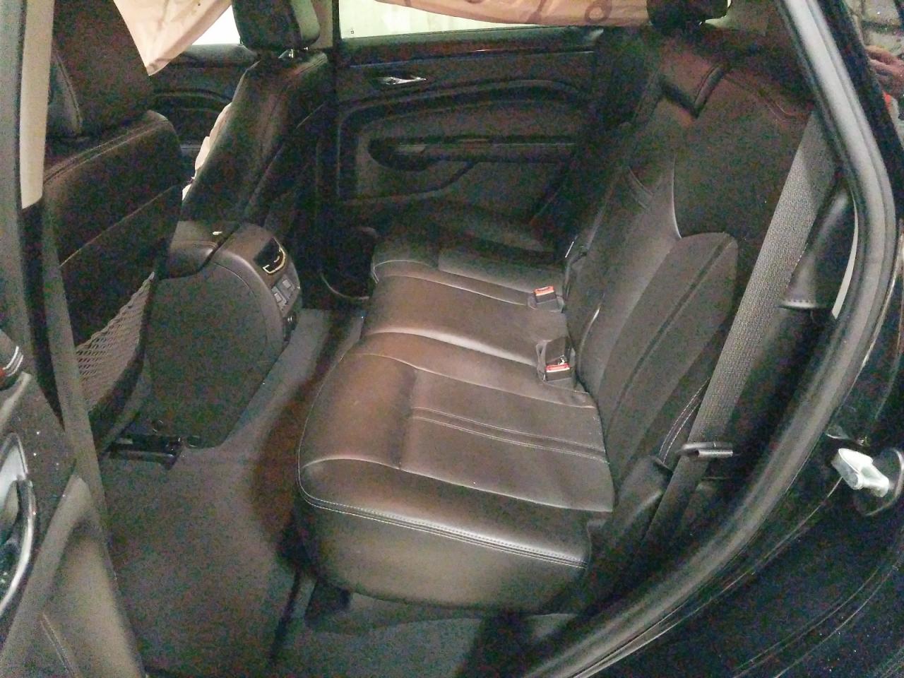Photo 6 from auction – 2015 CADILLAC SRX PREMIU with VIN 3GYFNDE36FS520611