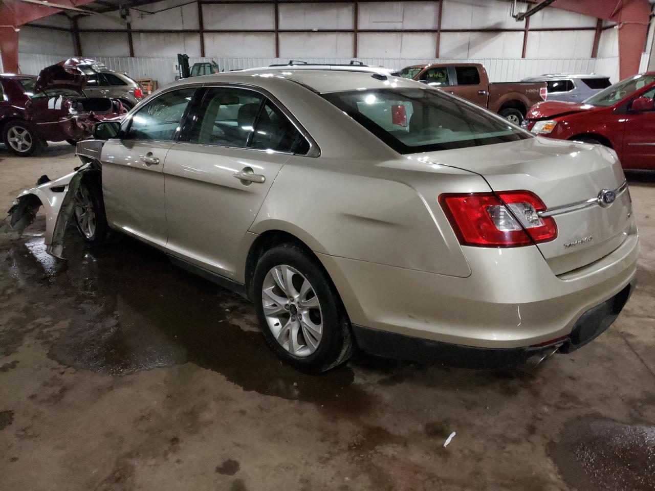 Photo 3 from auction – 2011 FORD TAURUS SEL with VIN 1FAHP2EWXBG135915