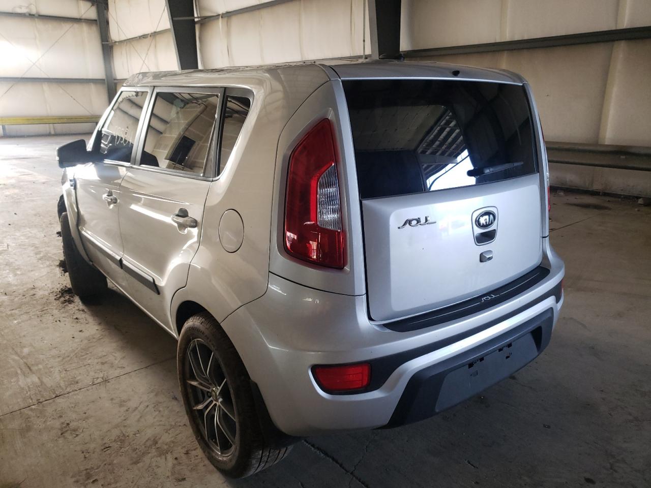 Photo 3 from auction – 2013 KIA SOUL + with VIN KNDJT2A68D7529591