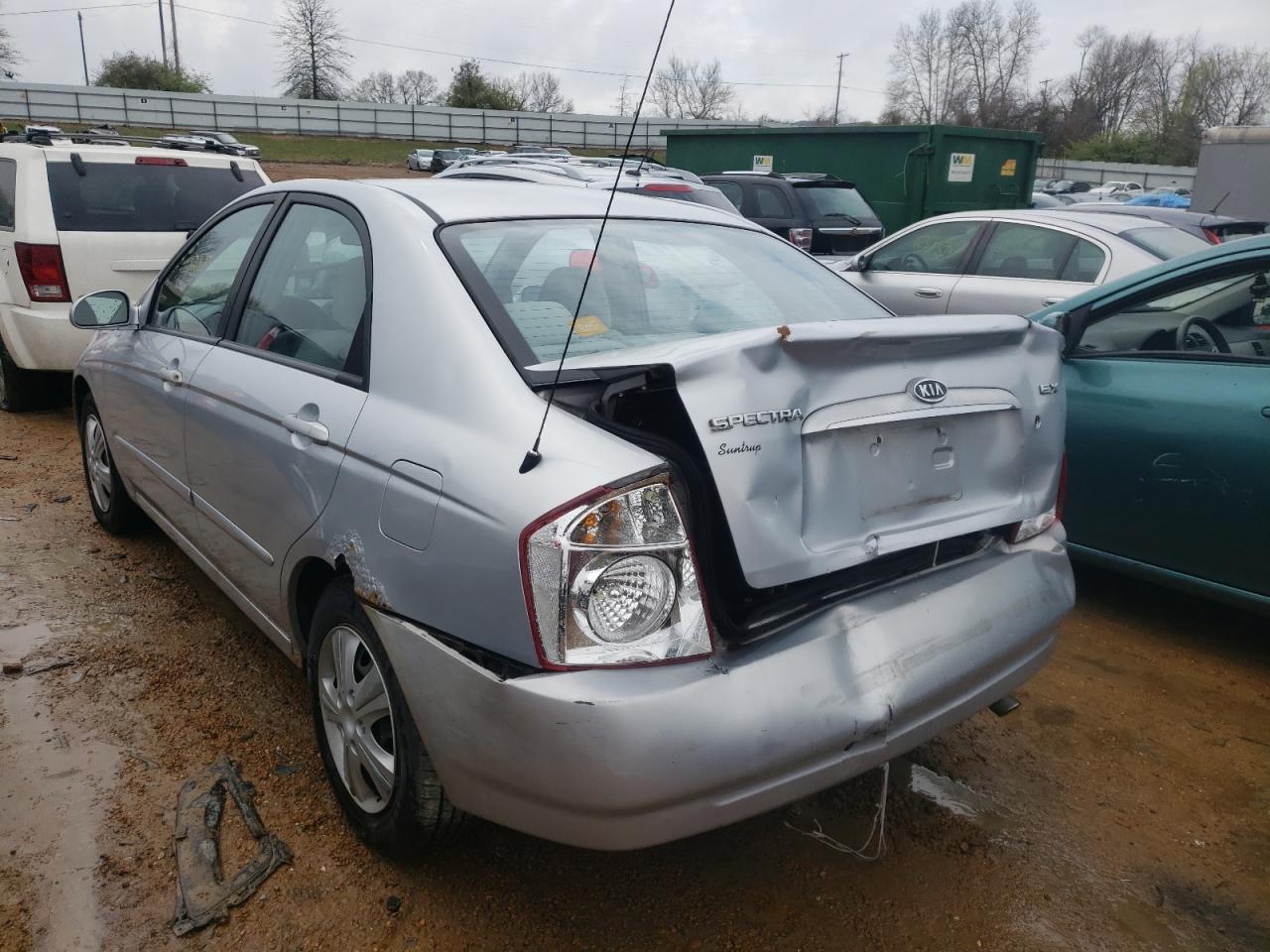 Photo 3 from auction – 2005 KIA SPECTRA LX with VIN KNAFE121555151415