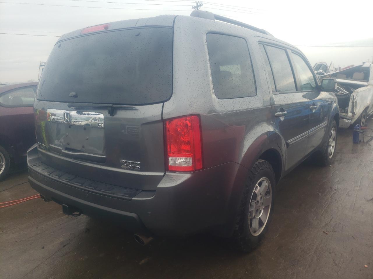 Photo 4 from auction – 2011 HONDA PILOT TOUR with VIN 5FNYF4H95BB059240