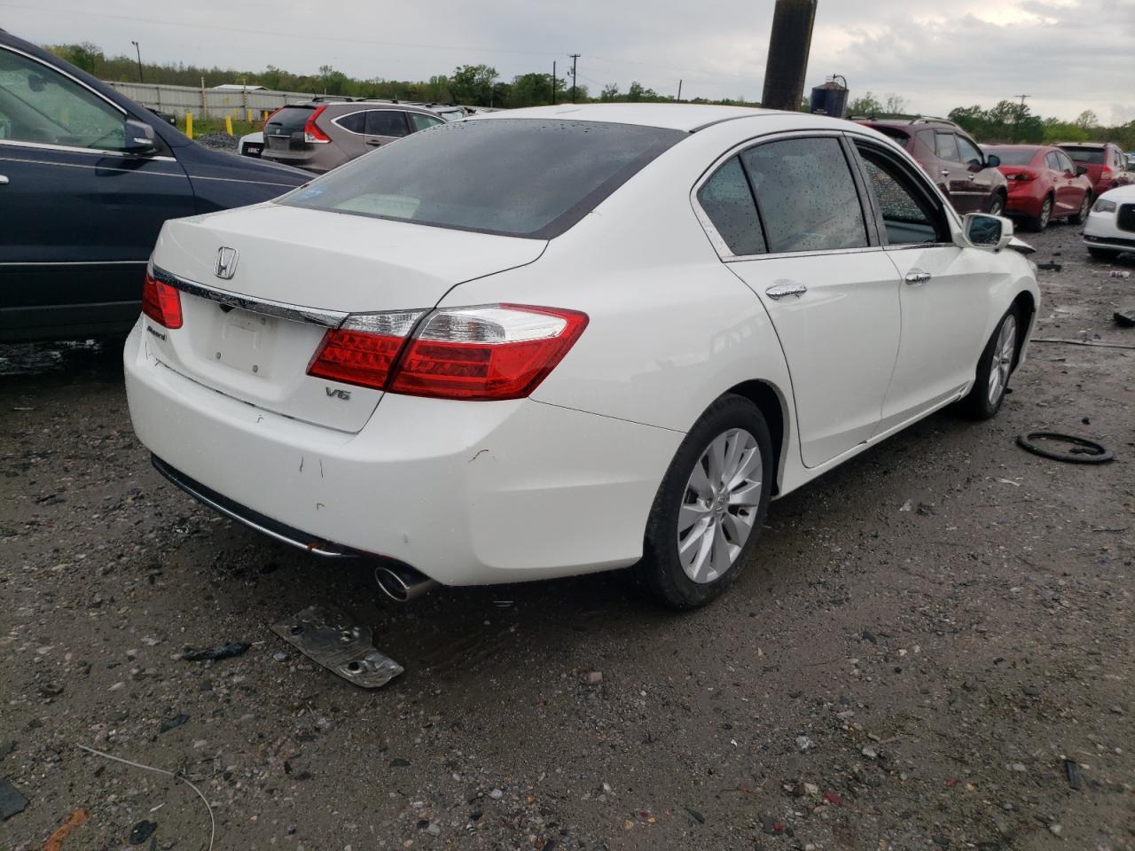 Photo 4 from auction – 2014 HONDA ACCORD EXL with VIN 1HGCR3F80EA020348