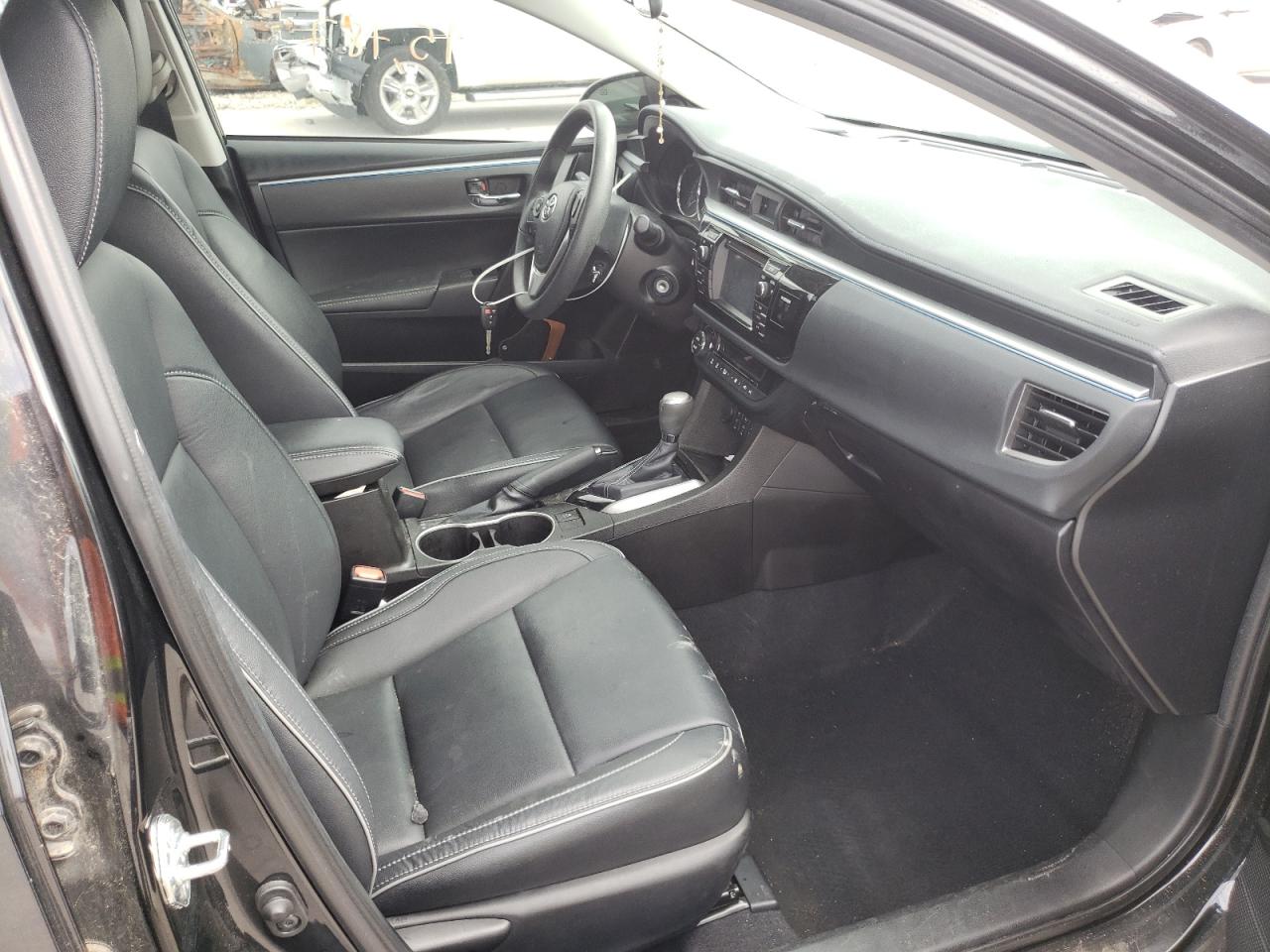 Photo 5 from auction – 2014 TOYOTA COROLLA L with VIN 5YFBURHE2EP141554