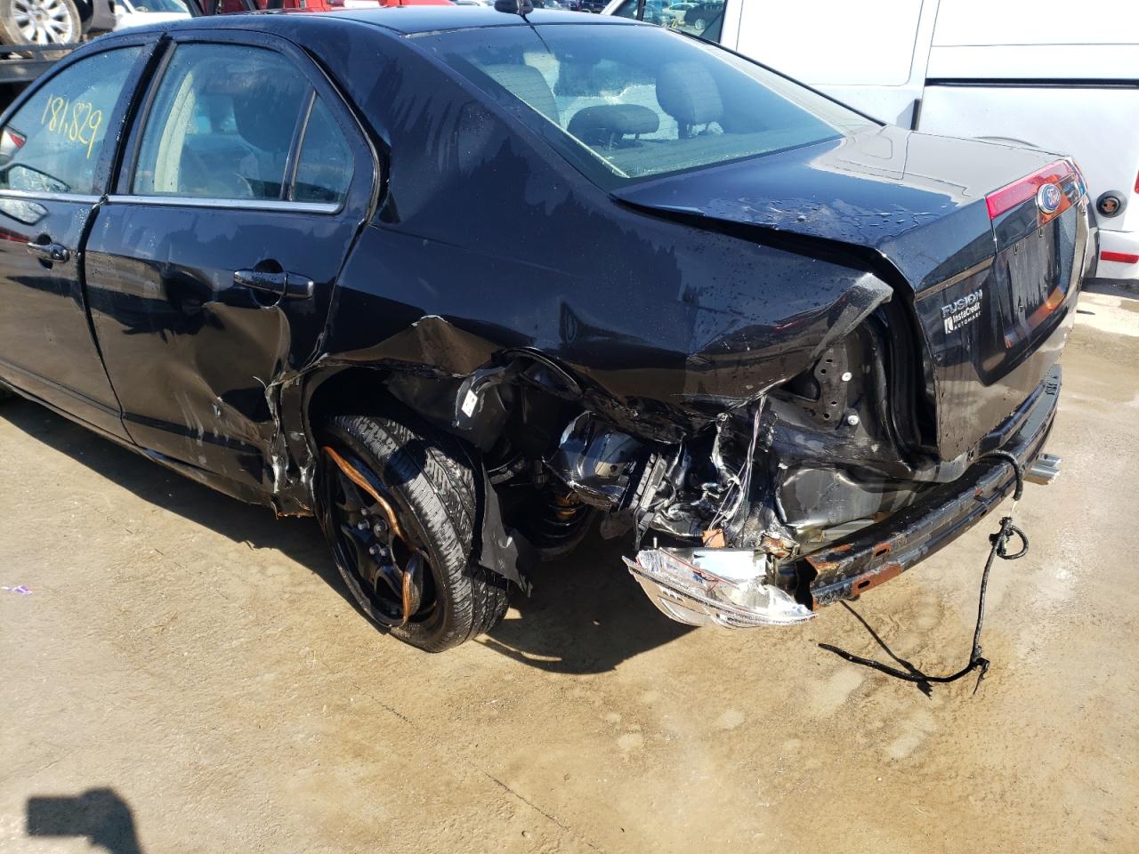 Photo 20 from auction – 2011 FORD FUSION SE with VIN 3FAHP0HA0BR194954