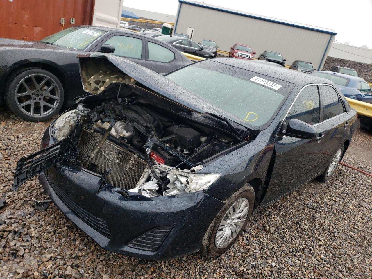 Photo 2 from auction – 2014 TOYOTA CAMRY L with VIN 4T1BF1FK7EU848152