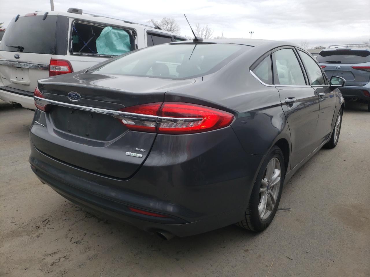 Photo 4 from auction – 2018 FORD FUSION SE with VIN 3FA6P0HD2JR176231
