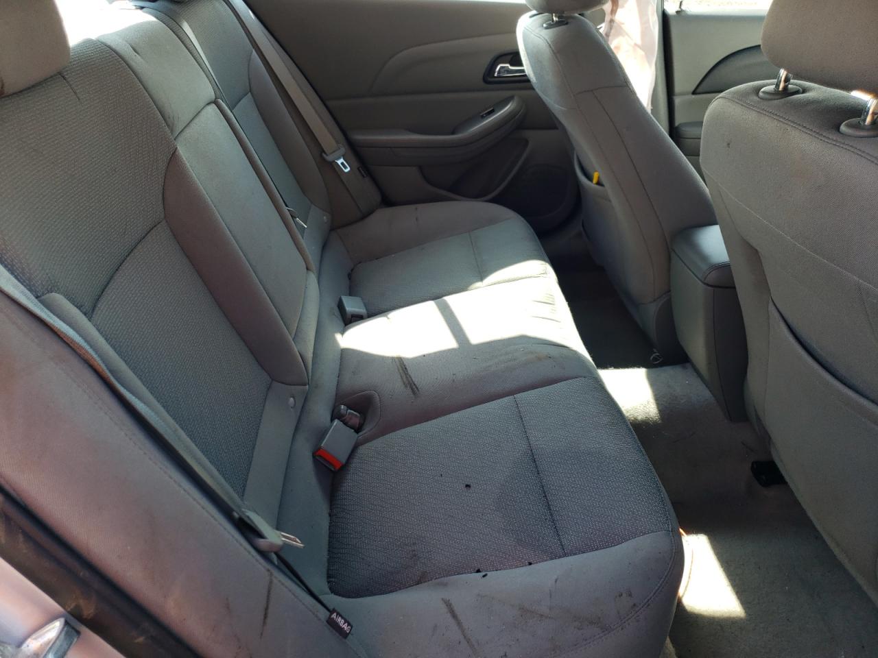 Photo 6 from auction – 2014 CHEVROLET MALIBU LS with VIN 1G11B5SL1EF187930