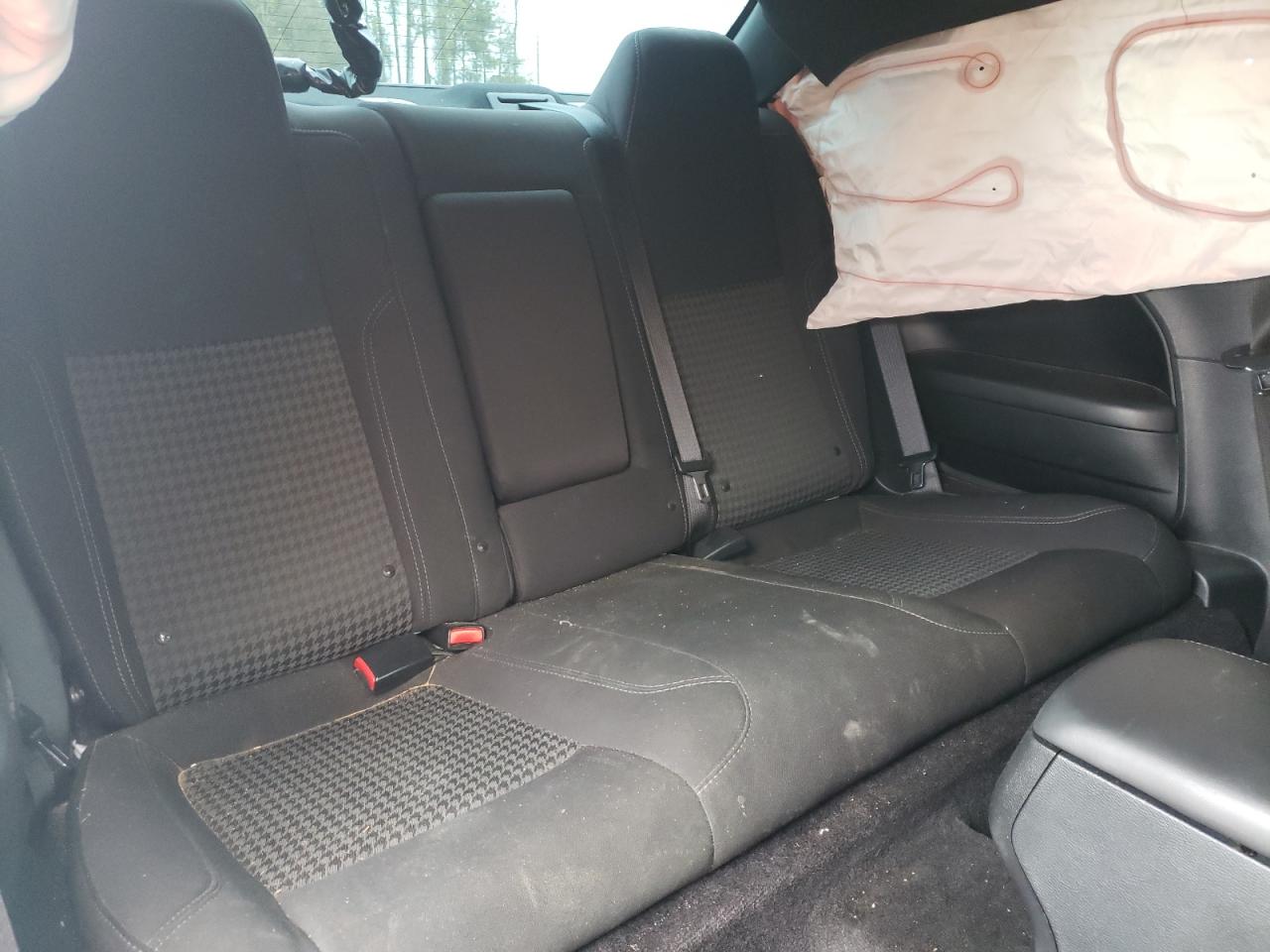 Photo 6 from auction – 2018 DODGE CHALLENGER with VIN 2C3CDZBTXJH144704