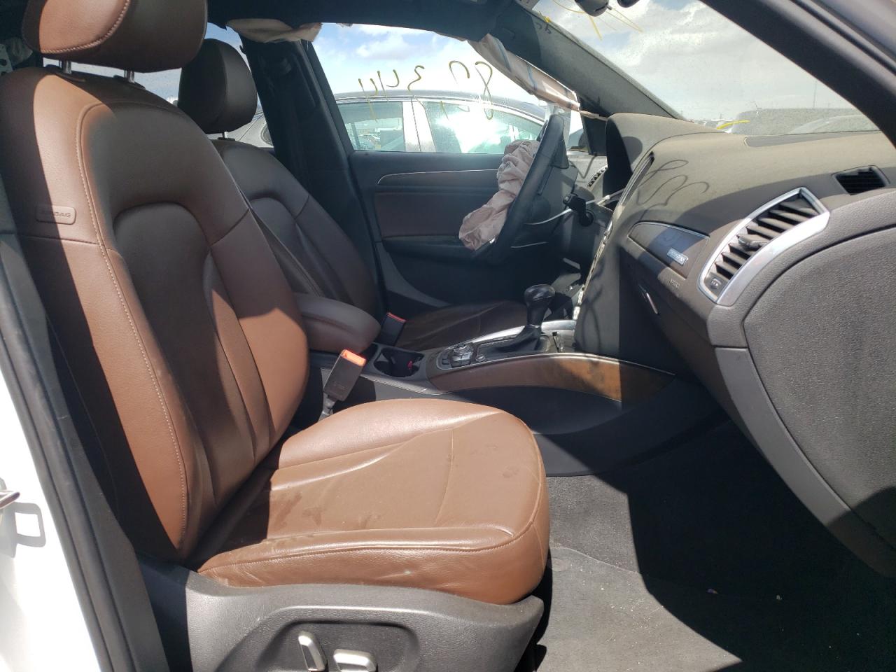 Photo 5 from auction – 2017 AUDI Q5 PREMIUM with VIN WA1C2AFP8HA068838