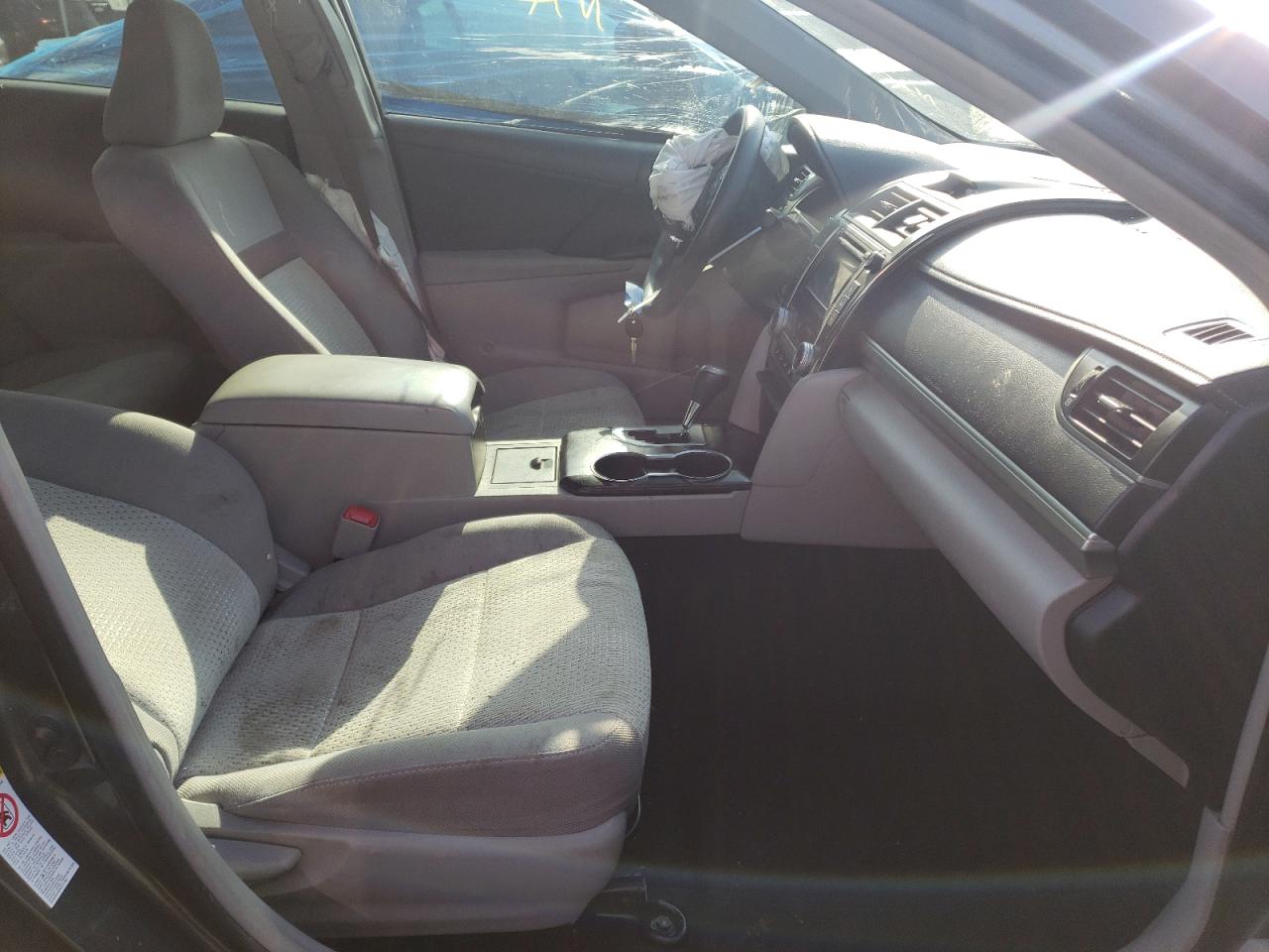 Photo 5 from auction – 2013 TOYOTA CAMRY L with VIN 4T1BF1FK2DU285655