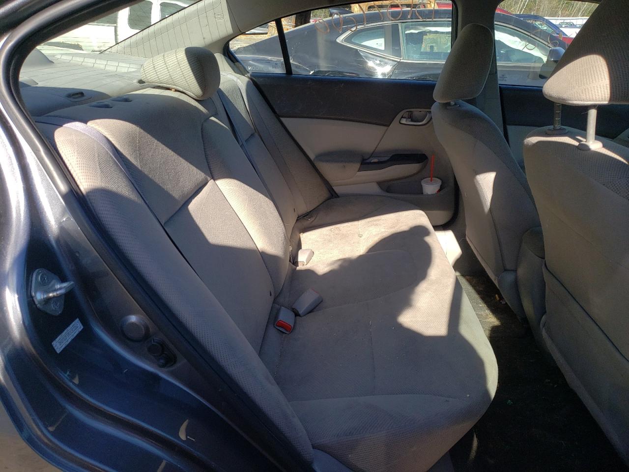 Photo 6 from auction – 2012 HONDA CIVIC LX with VIN 2HGFB2F59CH302262