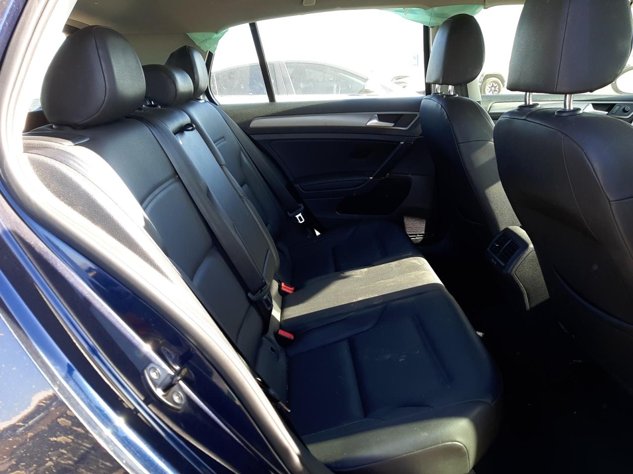 Photo 6 from auction – 2015 VOLKSWAGEN GOLF with VIN 3VW217AU5FM027889