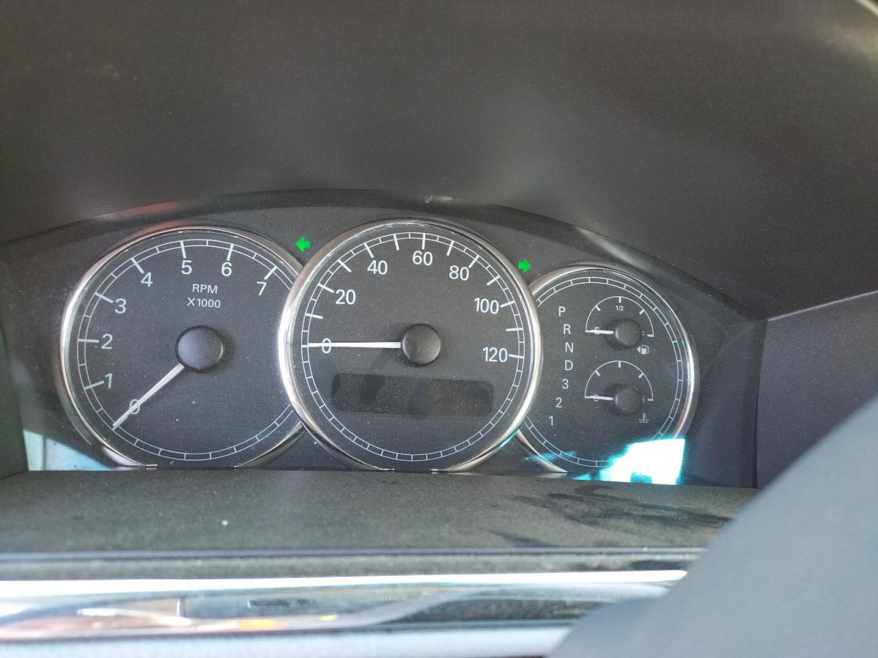 Photo 8 from auction – 2005 BUICK LACROSSE C with VIN 2G4WE567351211472