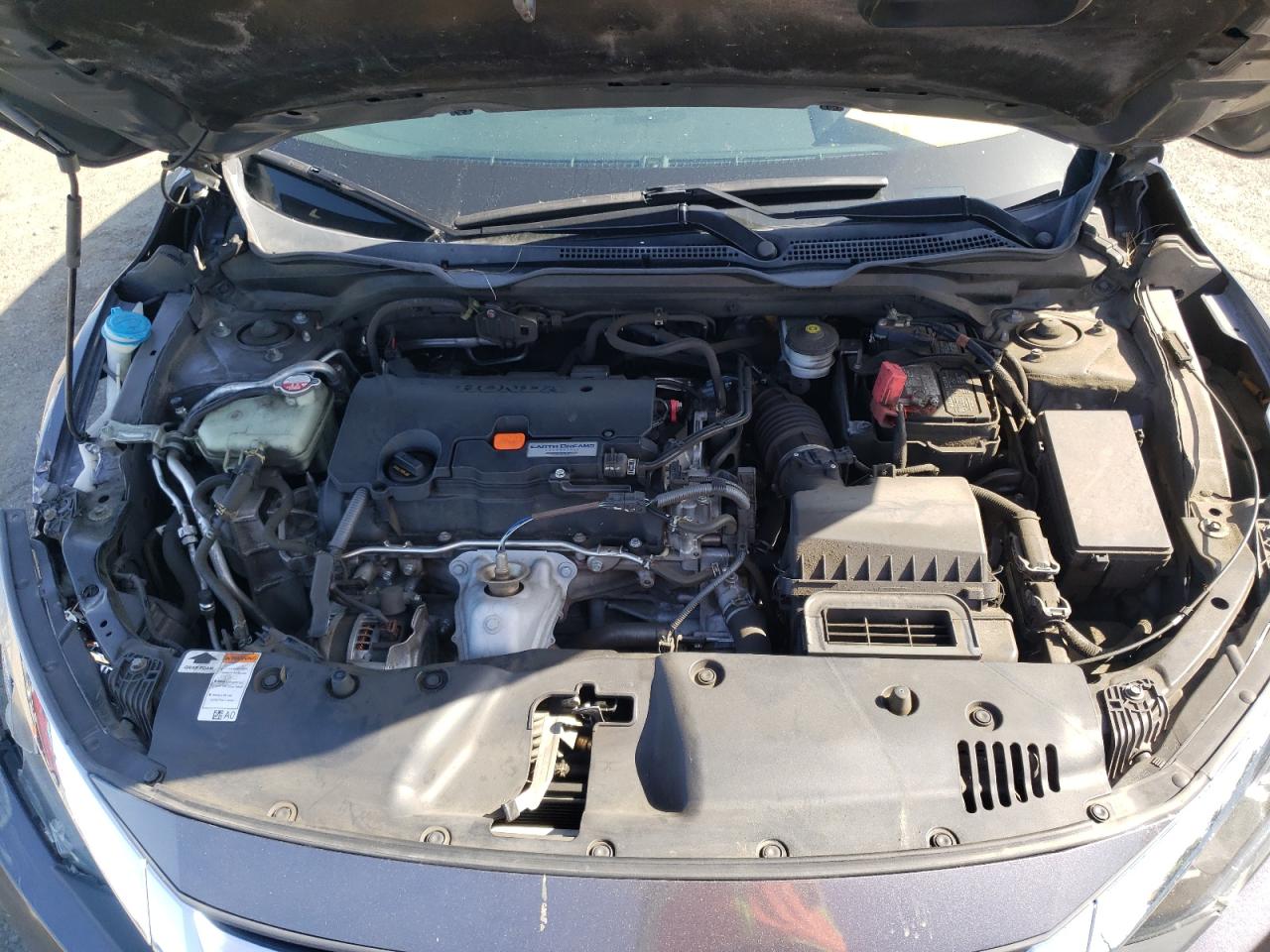 Photo 7 from auction – 2017 HONDA CIVIC LX with VIN 2HGFC2F52HH556156