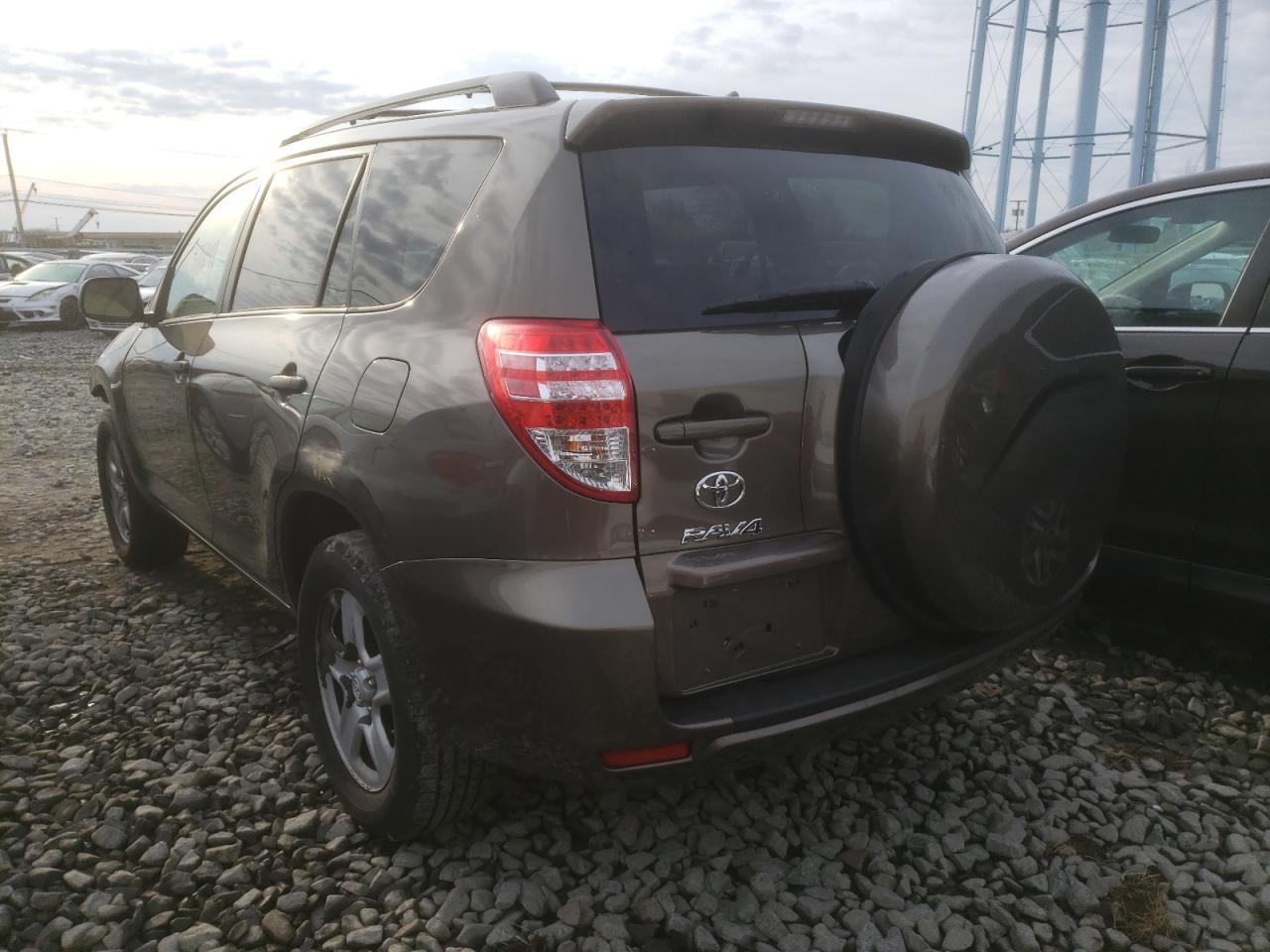 Photo 3 from auction – 2011 TOYOTA RAV4 with VIN 2T3BF4DV6BW099183
