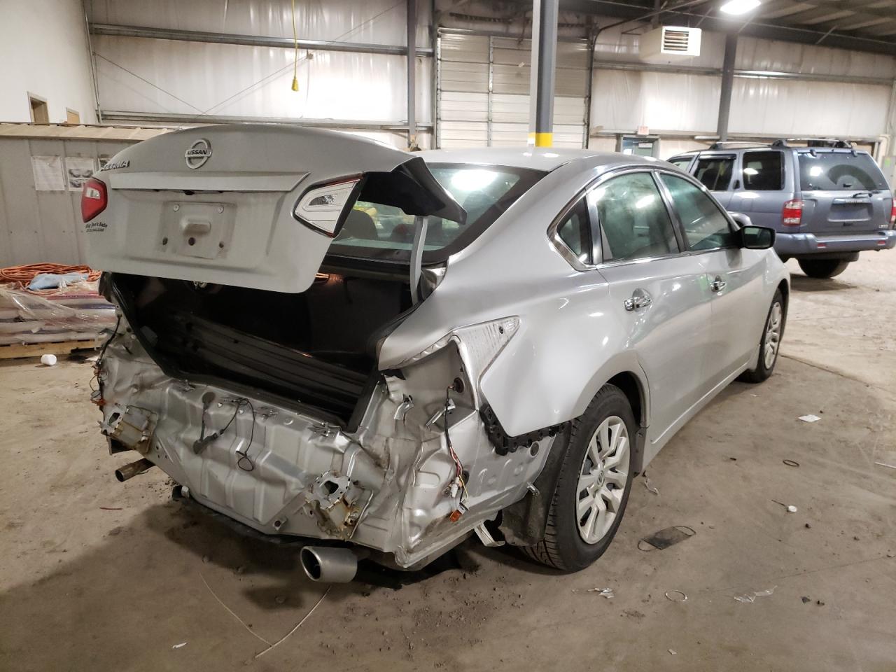 Photo 4 from auction – 2017 NISSAN ALTIMA 2.5 with VIN 1N4AL3AP5HC277011