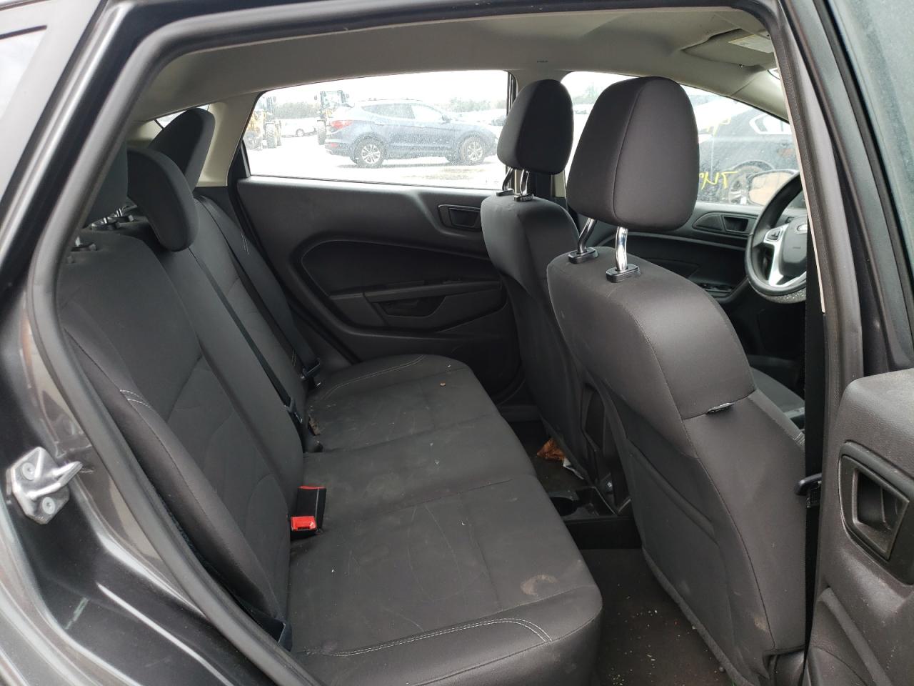 Photo 6 from auction – 2018 FORD FIESTA SE with VIN 3FADP4EJ4JM122578