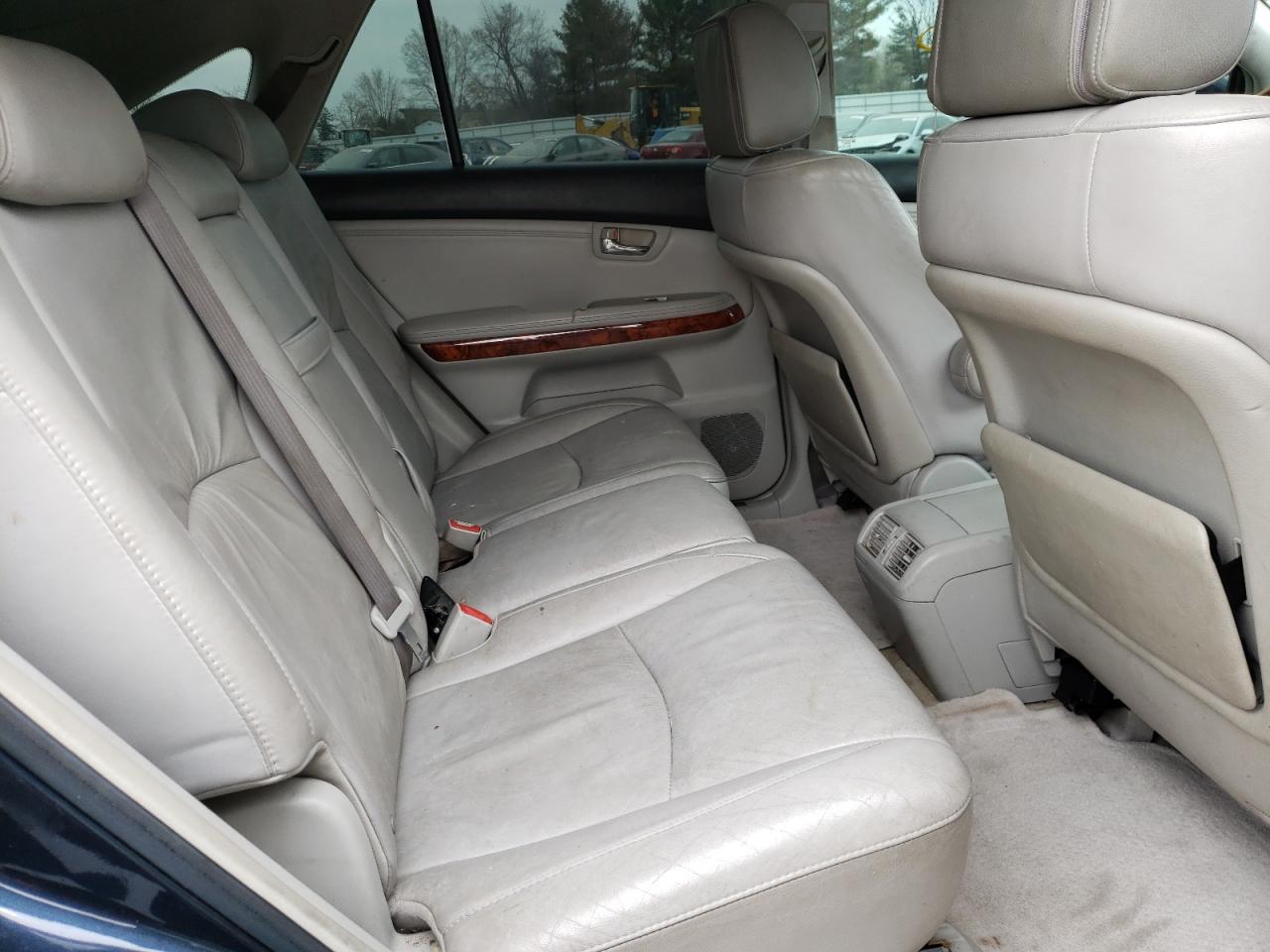 Фото 6 с аукциона – 2005 LEXUS RX 330 с VIN 2T2HA31U85C062032
