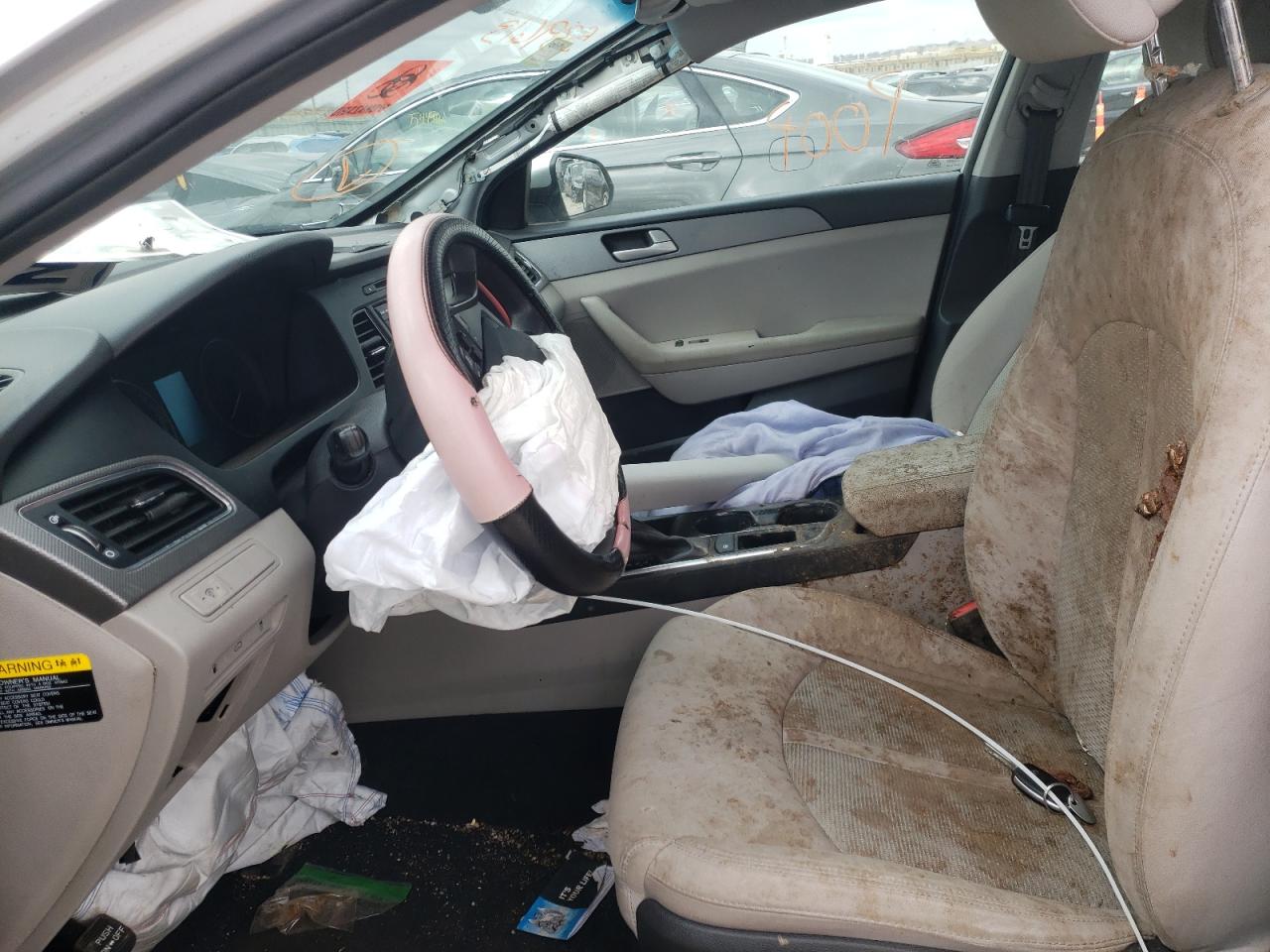 Photo 5 from auction – 2017 HYUNDAI SONATA SE with VIN 5NPE24AF7HH539613