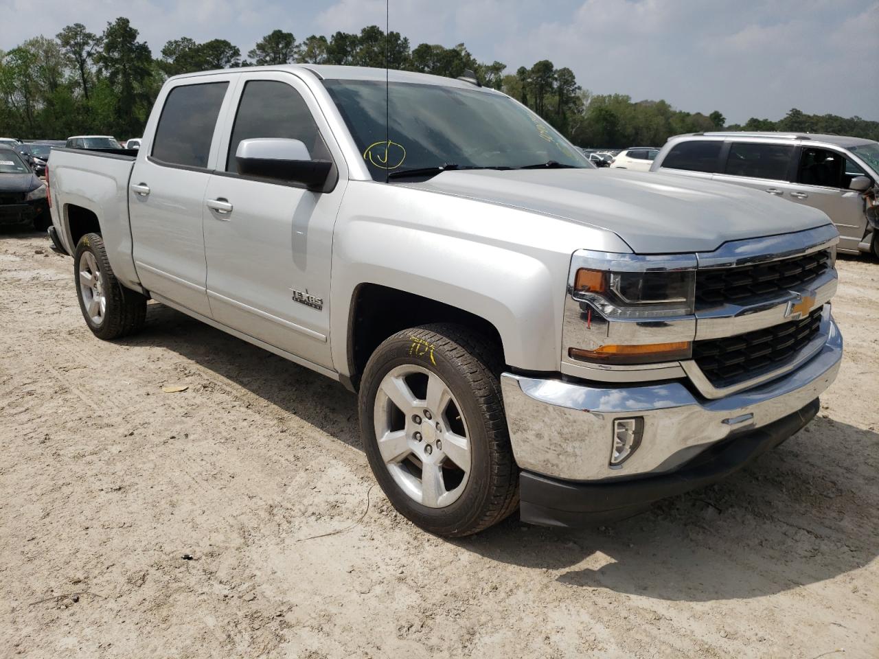 CHEVROLET SILVERADO 2017 with VIN 3GCPCREC0HG233168 - Photo from auction
