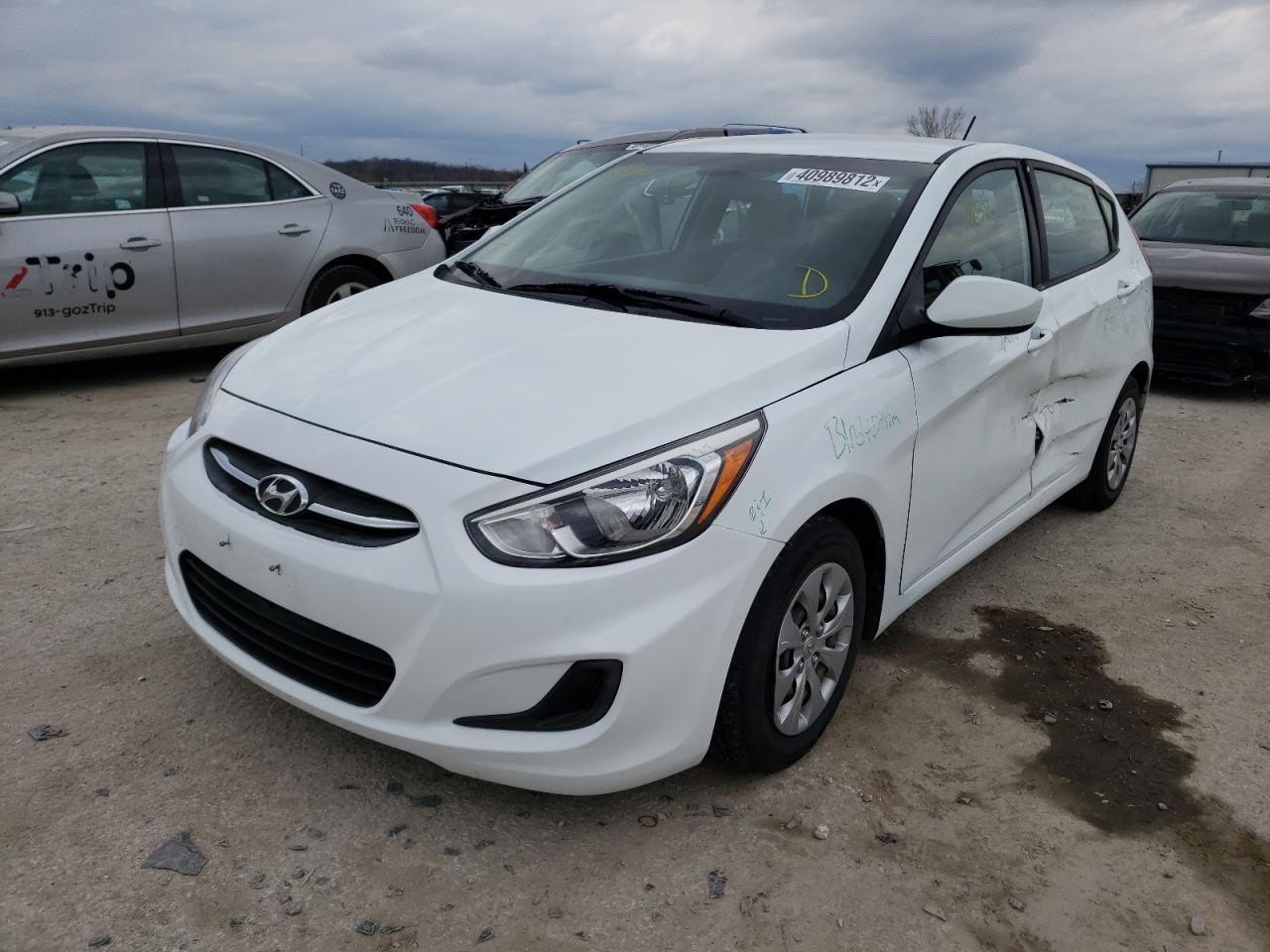 Photo 2 from auction – 2017 HYUNDAI ACCENT SE with VIN KMHCT5AE6HU315896