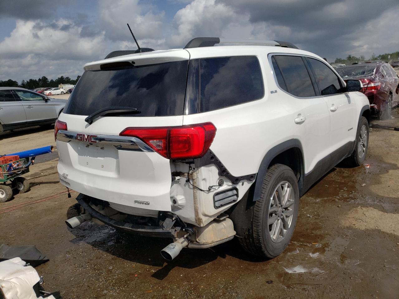 Photo 4 from auction – 2017 GMC ACADIA SLE with VIN 1GKKNSLS5HZ304049